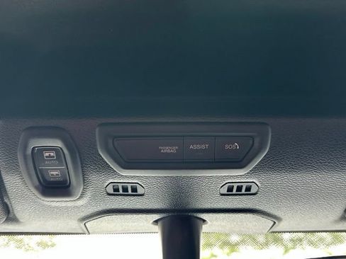 Used 2021 Jeep Wrangler Unlimited Sahara AWD/4WD image 43
