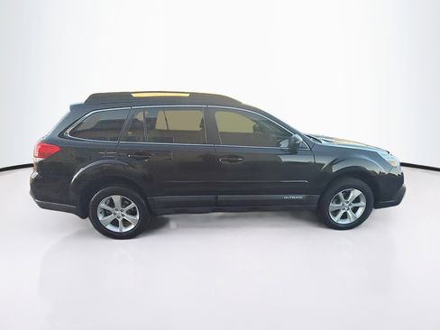 Used 2013 Subaru Outback 3.6R Limited AWD/4WD image 10