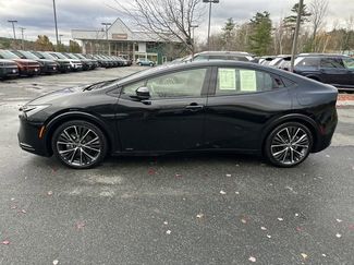 Used 2023 Toyota Prius LE video 2