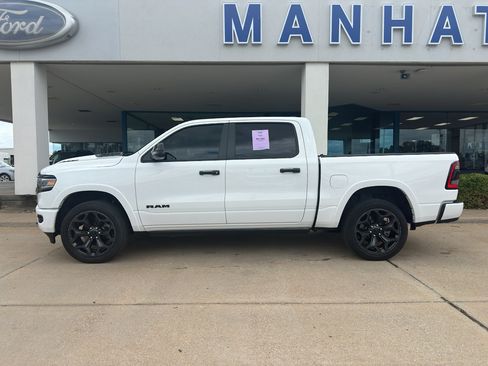Used 2024 RAM 1500 Limited AWD/4WD image 11