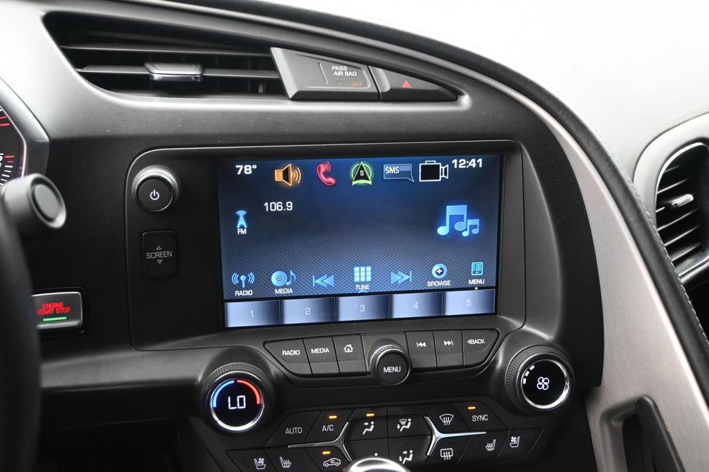 Used 2016 Chevrolet Corvette Z06 w/ 3LZ Preferred Equipment Group RWD image 13