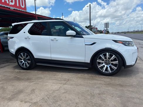 Used 2018 Land Rover Discovery HSE Luxury AWD/4WD image 4