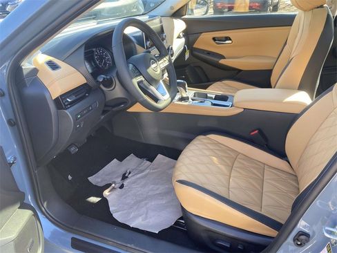 New 2025 Nissan Sentra SV w/ SV Premium Package image 12