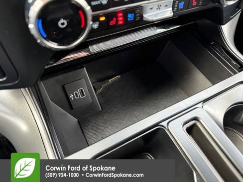 Used 2025 Ford F150 Lariat AWD/4WD image 38