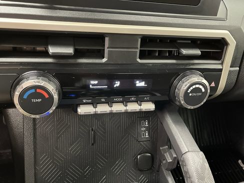 Used 2024 Toyota Tacoma SR RWD image 19