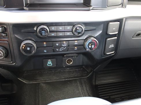 Used 2024 Ford F250 XL w/ XL Chrome Package RWD image 27