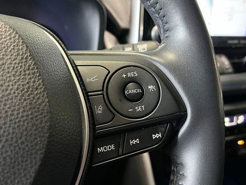 Used 2021 Toyota RAV4 XSE w/ XSE Grade Weather Package AWD/4WD image 30