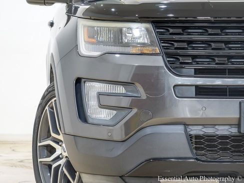 Used 2017 Ford Explorer Sport AWD/4WD image 6