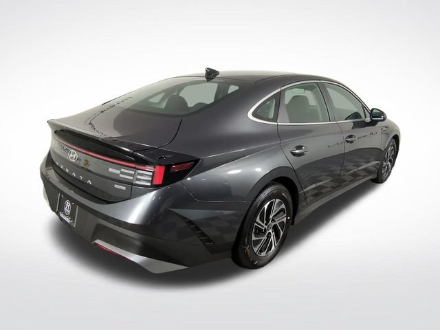 New 2026 Hyundai Sonata Blue FWD image 12