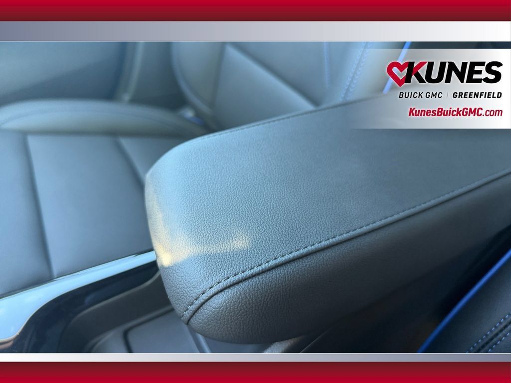 New 2026 Buick Envista Sport Touring w/ Convenience I Package FWD image 28
