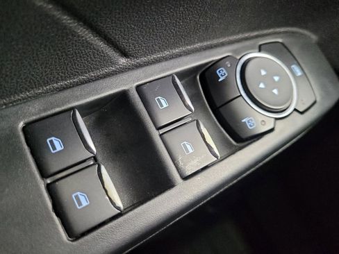 Used 2022 Ford Escape SE AWD/4WD image 27