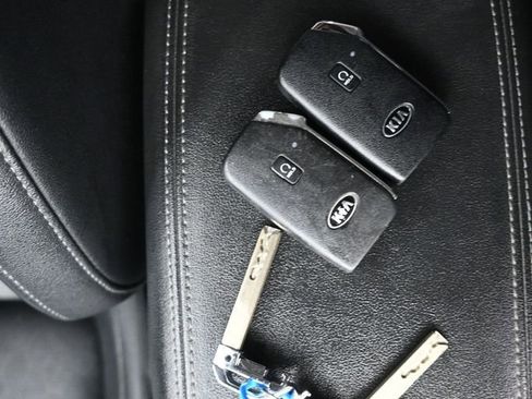 Used 2021 Kia Seltos EX AWD/4WD image 30
