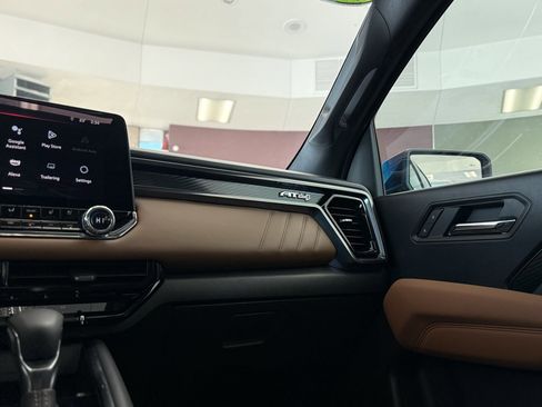 Used 2025 GMC Canyon AT4 w/ Technology Plus Package image 23