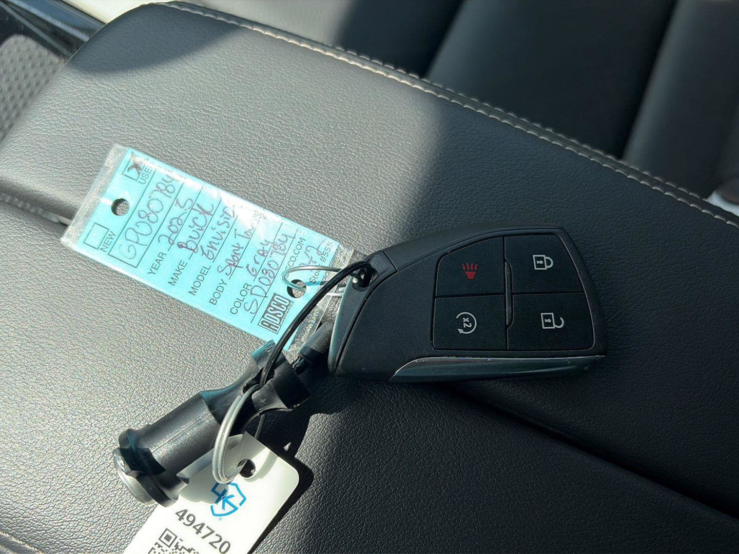 Used 2025 Buick Envision Sport Touring AWD/4WD image 30