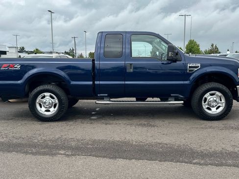 Used 2010 Ford F250 4x4 SuperCab Super Duty image 3