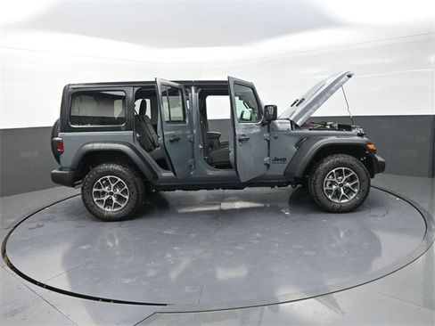 New 2026 Jeep Wrangler Sport S image 32