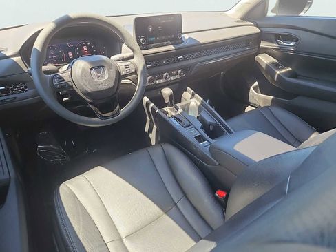 Used 2024 Honda Accord EX image 11