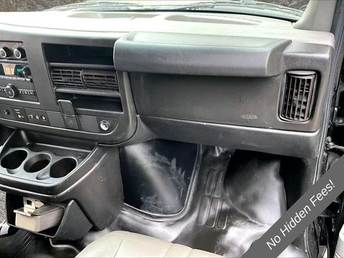 Used 2020 GMC Savana 2500 RWD image 14