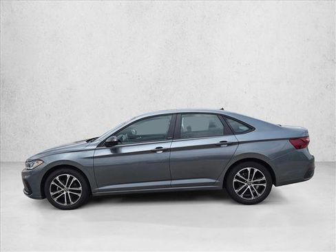 Used 2025 Volkswagen Jetta Sport FWD image 9