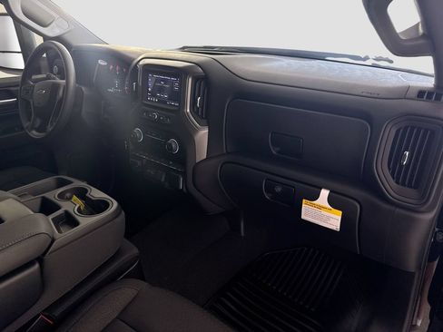 New 2026 Chevrolet Silverado 2500 Custom w/ Custom Value Package AWD/4WD image 27