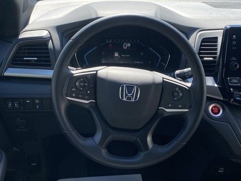 Certified 2024 Honda Odyssey Sport image 37