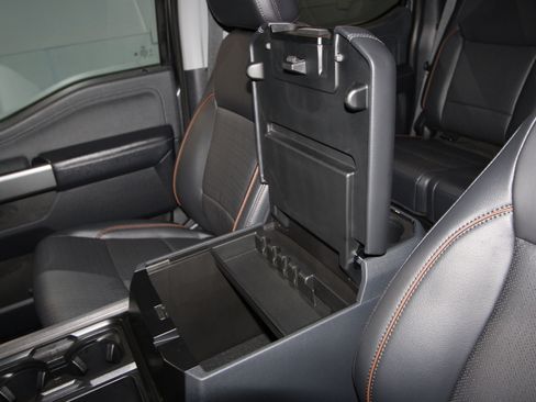 New 2026 Ford F250 Lariat w/ Lariat Premium Package image 17