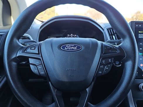 Used 2022 Ford Edge SE image 24