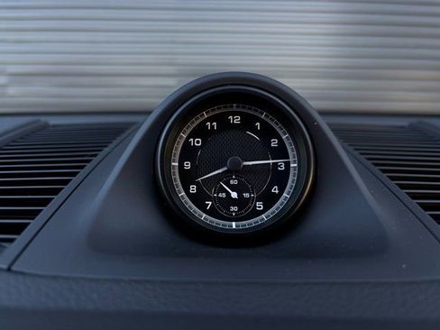 Certified 2026 Porsche Macan image 20