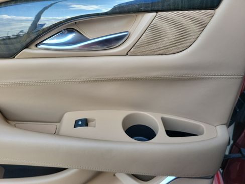 Used 2019 Cadillac Escalade Platinum AWD/4WD image 25