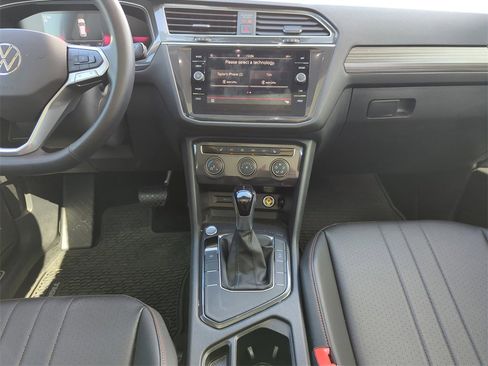 Used 2024 Volkswagen Tiguan Wolfsburg Edition image 22