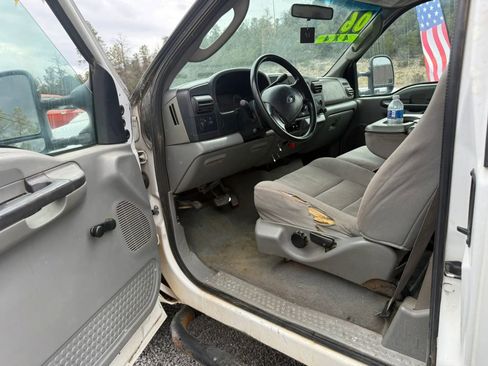 Used 2006 Ford F350 XL image 8
