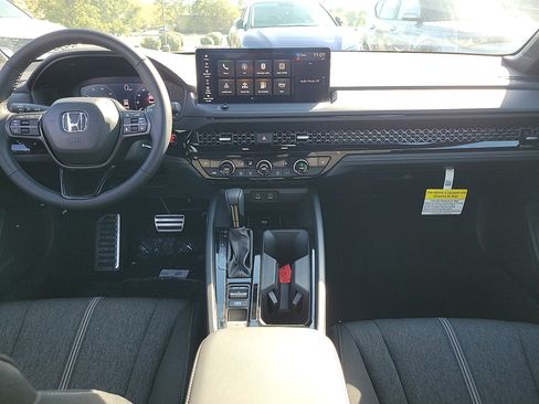 Certified 2025 Honda Accord Sport image 9