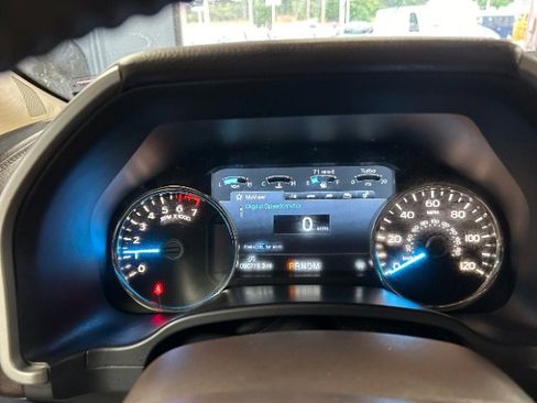 Used 2018 Ford F150 Lariat w/ Equipment Group 501A Mid image 7