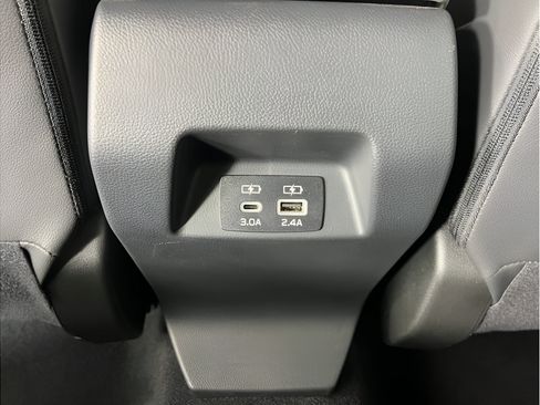 Used 2024 Subaru Crosstrek 2.0i Premium w/ Crosstrek Mirror Package AWD/4WD image 25