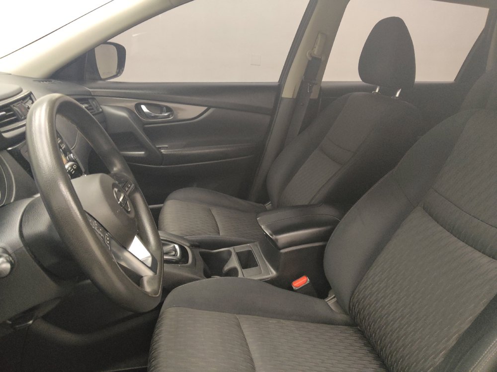Used 2017 Nissan Rogue S AWD/4WD image 17