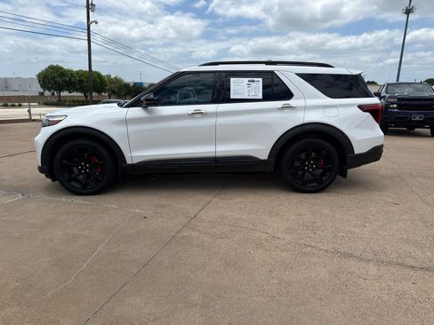 Used 2020 Ford Explorer ST w/ ST Street Pack AWD/4WD image 4
