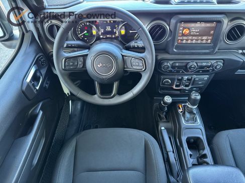 Used 2023 Jeep Wrangler Unlimited AWD/4WD image 15