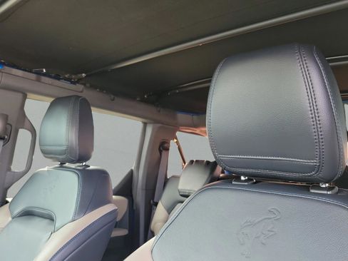 Certified 2022 Ford Bronco Wildtrak image 8