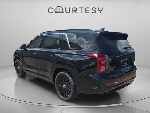 New 2025 Hyundai Palisade Calligraphy image 3