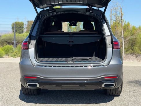 Used 2026 Mercedes-Benz GLS 450 4MATIC image 13