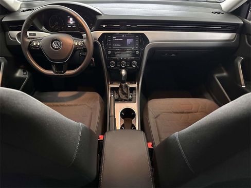 Used 2021 Volkswagen Passat 2.0T S image 19