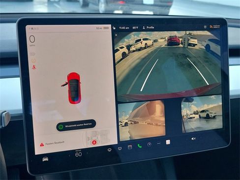 Used 2021 Tesla Model 3 Standard Range Plus image 14