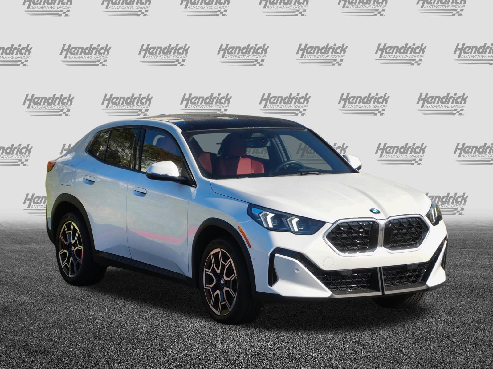 Certified 2025 BMW X2 xDrive28i AWD/4WD image 2