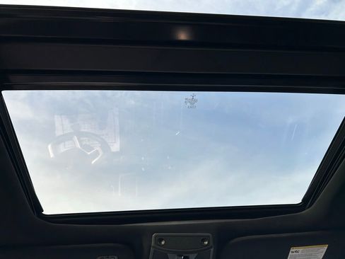 Certified 2020 Ford F150 Lariat w/ Equipment Group 502A Luxury image 20