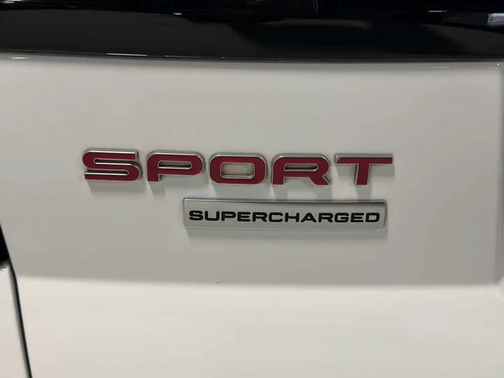 Used 2016 Land Rover Range Rover Sport Supercharged AWD/4WD image 11