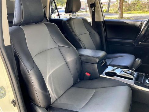 Used 2023 Toyota 4Runner SR5 Premium image 25