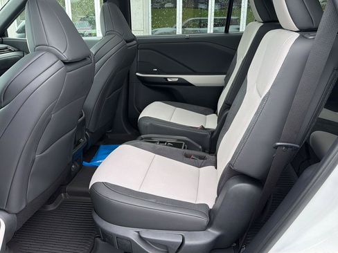 New 2026 Lexus TX 500h AWD image 11