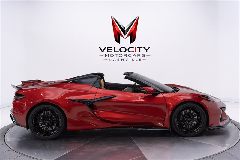 Used 2025 Chevrolet Corvette Z06 w/ Battery Protection Package RWD image 13