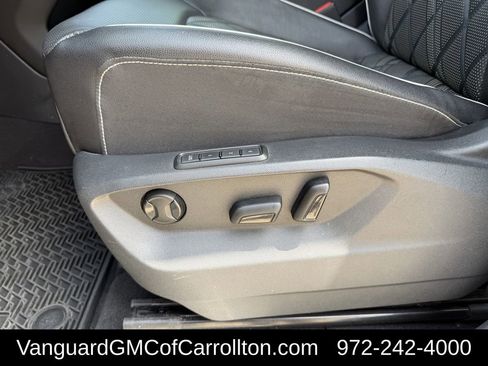 Used 2024 Volkswagen Atlas SEL Premium R-Line image 31