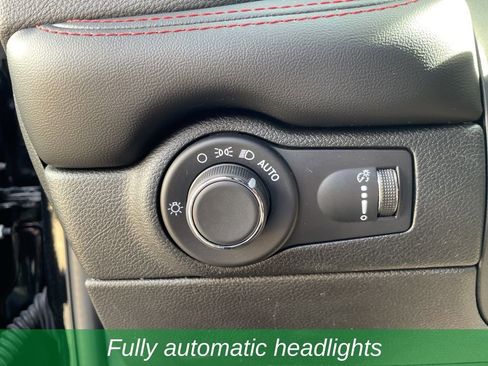 Used 2024 Dodge Durango GT image 15